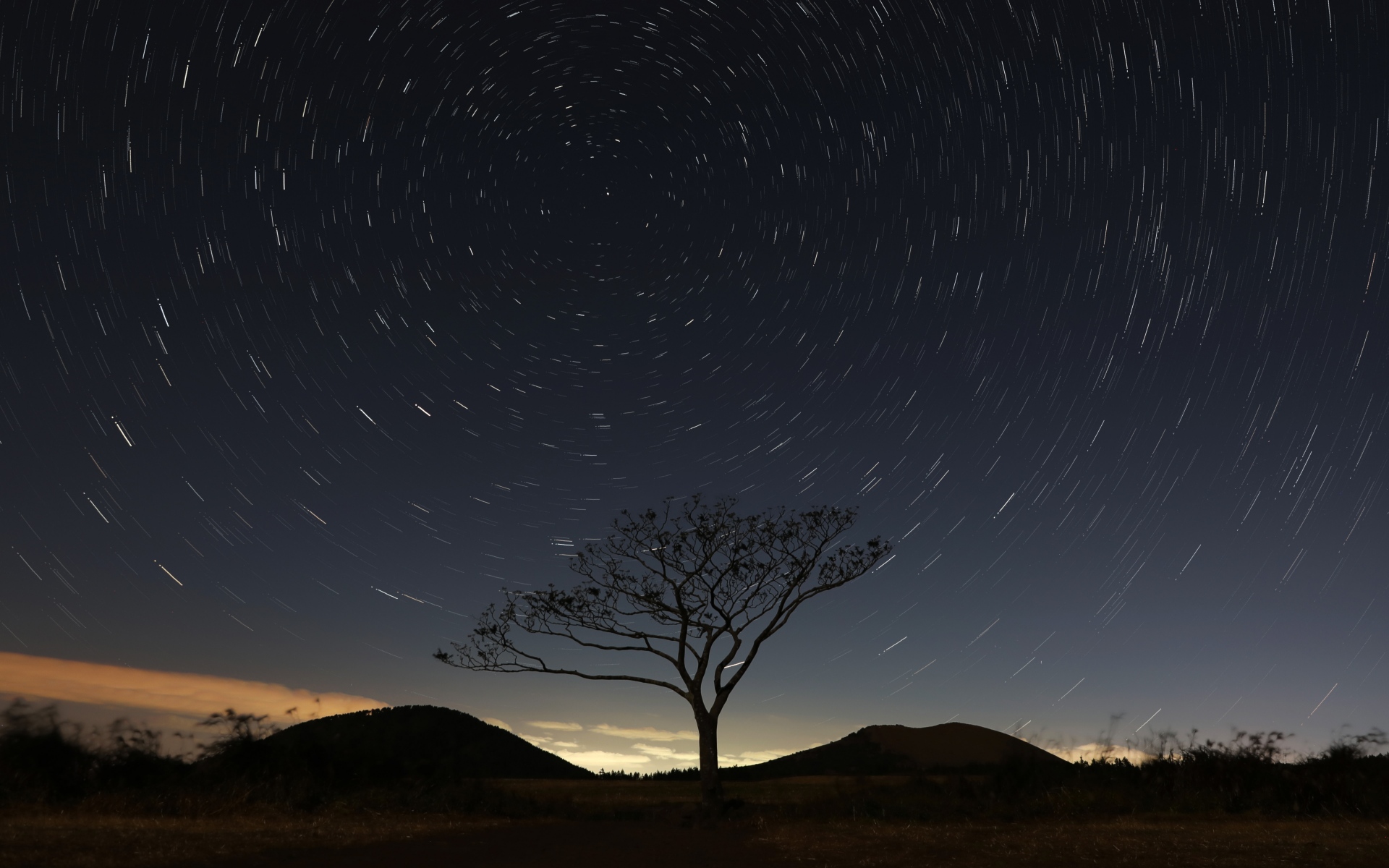 1) 绝地求生日报：高阶瞄准与生存策略  2) 吃鸡技术日报：头部命中与对局优化  3) 绝地求生战术速递：进阶射击与决胜技巧  4) 高端吃鸡日报：瞄准训练与胜场提升  5) 绝地求生训练日报：精确瞄准与存活指南